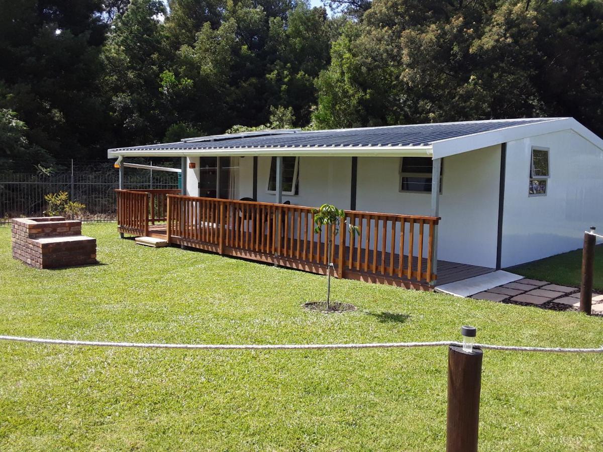 Nadine'S Self-Catering Accommodation Stormsrivier Exterior photo